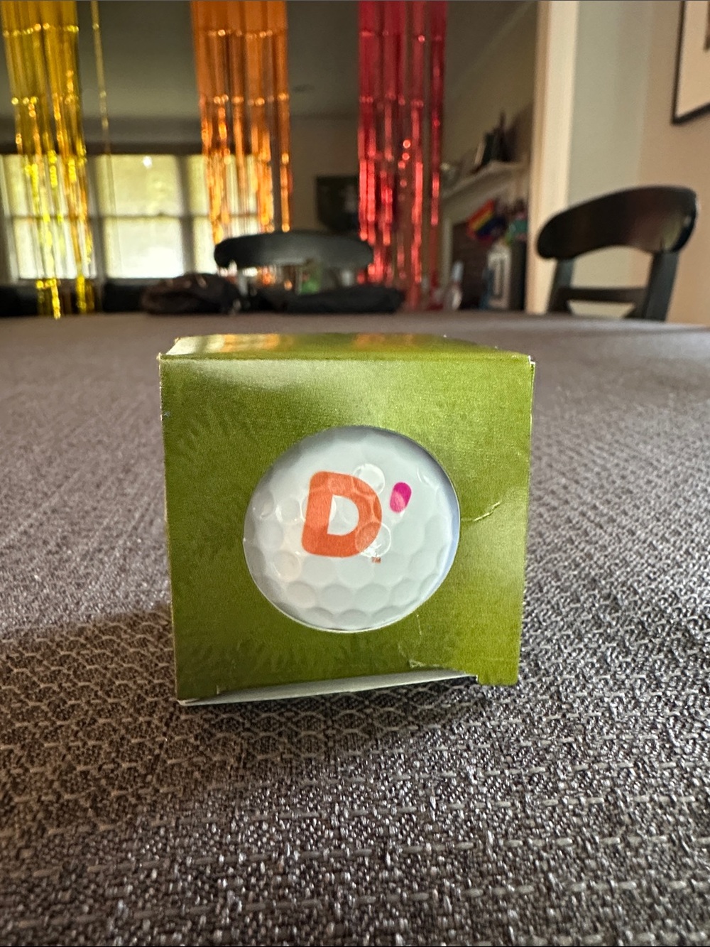 Dunkin’ x TaylorMade Promotional Golf Ball w/ Display Box – NWT